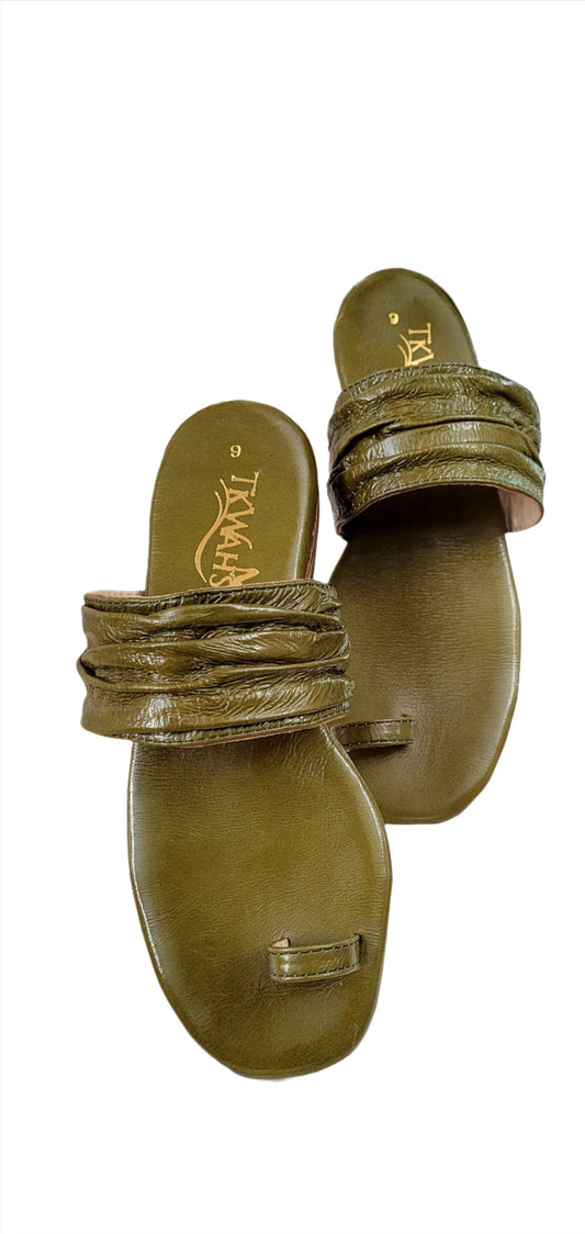 Khanna Ruche Solid Color Slides